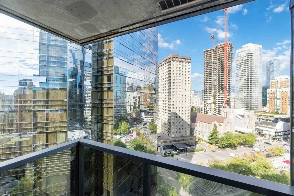2Br Condo With Breathtaking View In Downtown! Free Parking - 6 Sleep バンクーバー エクステリア 写真