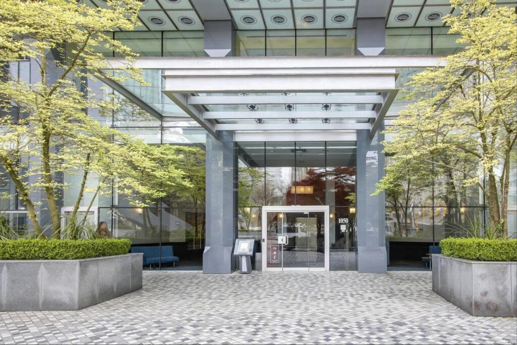 2Br Condo With Breathtaking View In Downtown! Free Parking - 6 Sleep バンクーバー エクステリア 写真